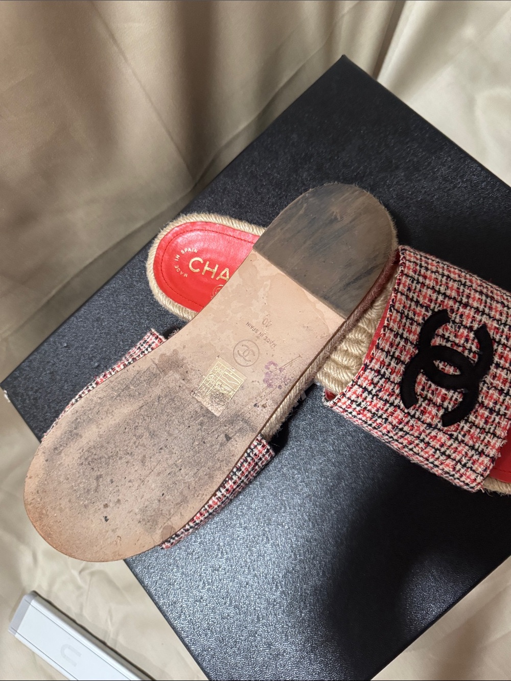 CHANEL Red Tweed Logo Slide Sandals - Picture 5 of 5